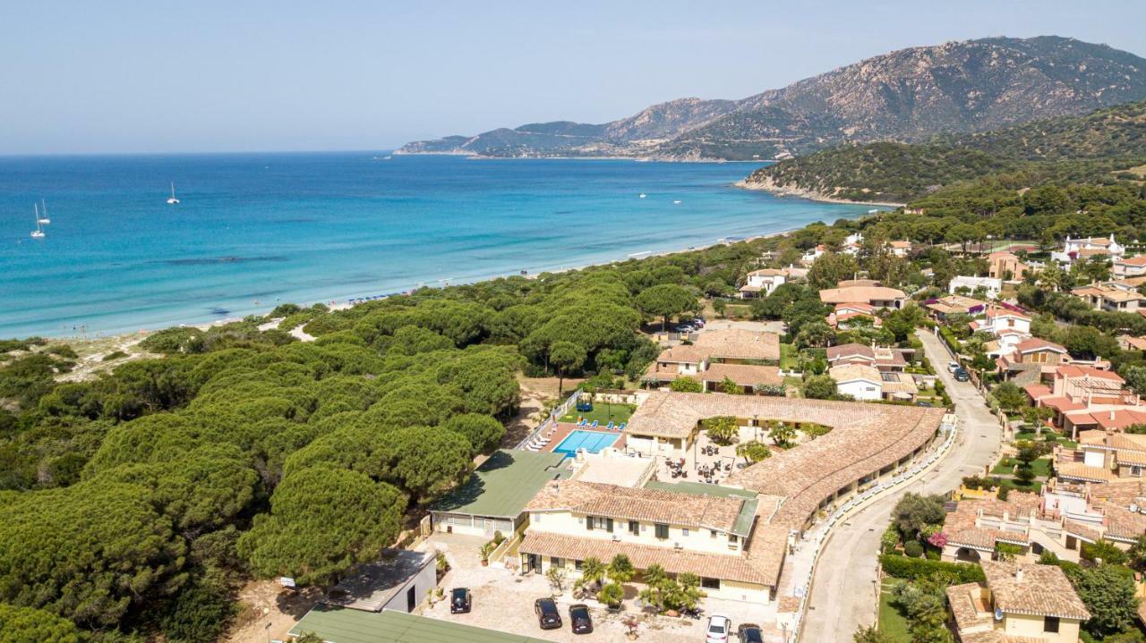 Hotel Fiore Di Maggio ヴィッラシミーウス エクステリア 写真